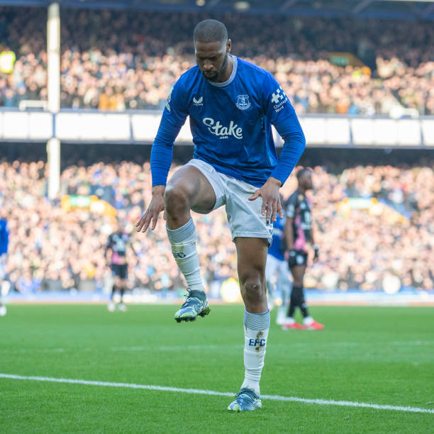 仅仅是个体 仅仅是个体