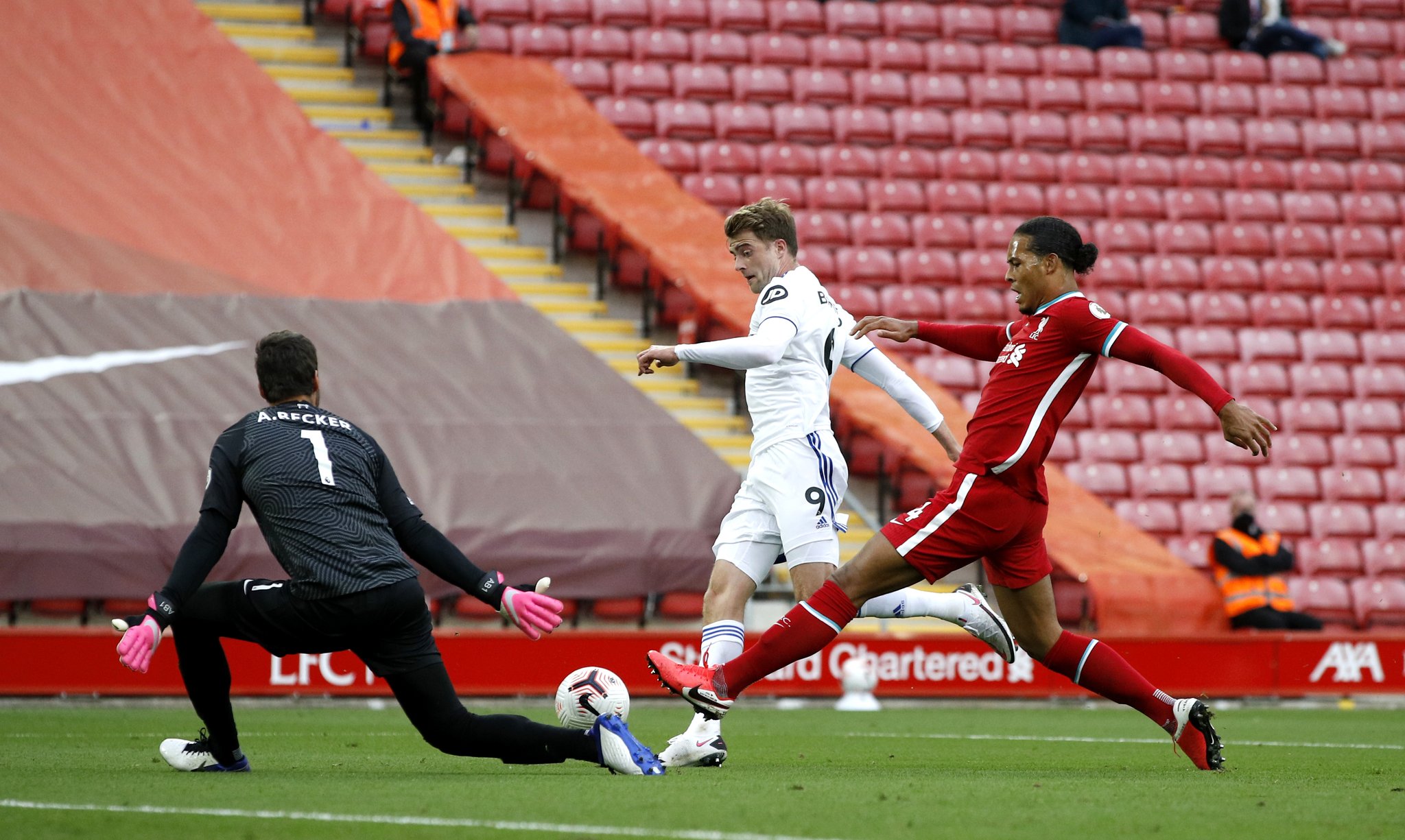 球足球界不 球足球界不